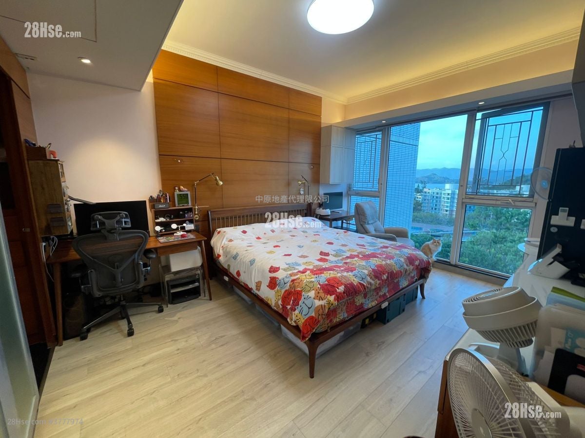 Symphony Bay Sell 3 Bedrooms 1,326 ft²