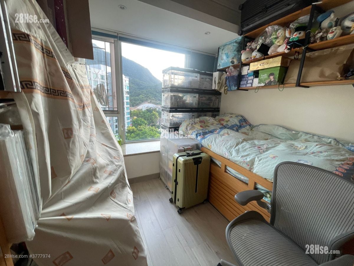 Symphony Bay Sell 3 Bedrooms 1,326 ft²