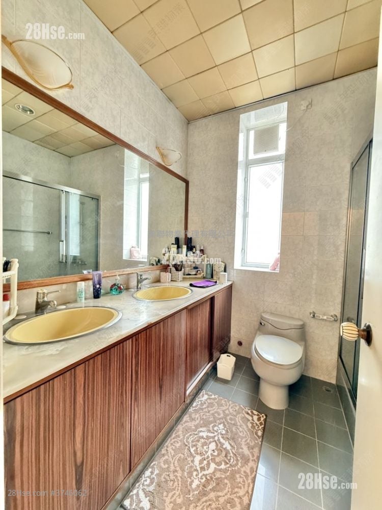 Devon Road Sell 4 Bedrooms , 2 Bathrooms 3,490 ft²