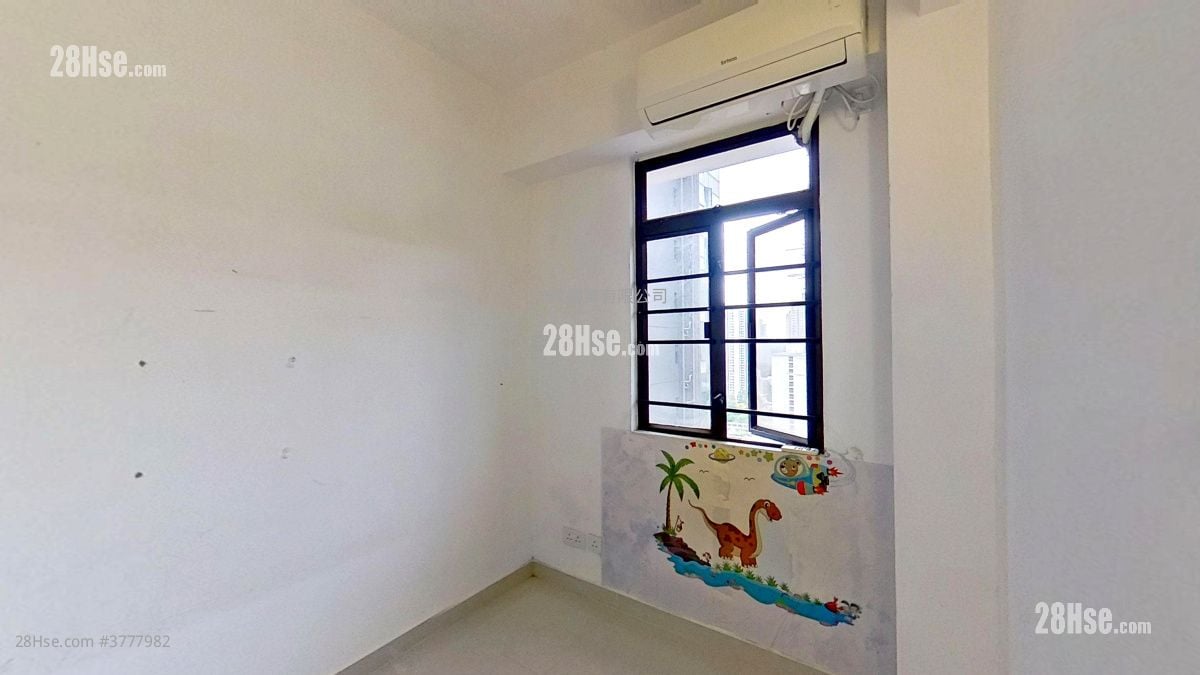 bedroom 2: Tsui Fung Building Sell 2 Bedrooms , 1 Bathroom 438 ft²