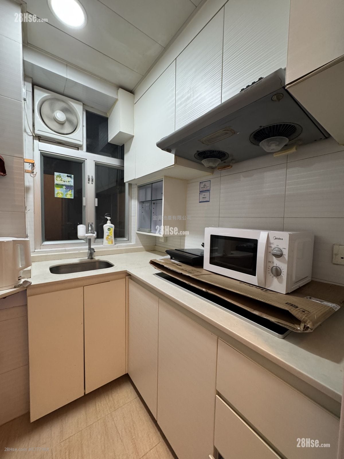 青云大厦 租盘 2 房 , 1 浴室 495 平方尺