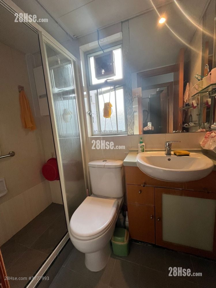 Peaceful Mansion Sell 2 Bedrooms , 1 Bathroom 340 ft²