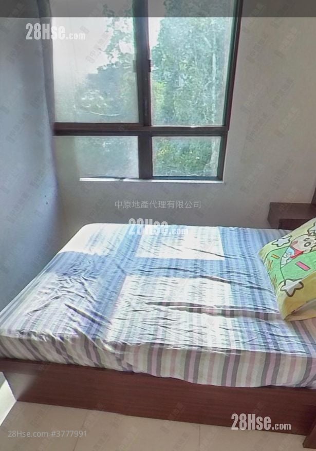 倚龙山庄 售盘 3 房 804 平方尺