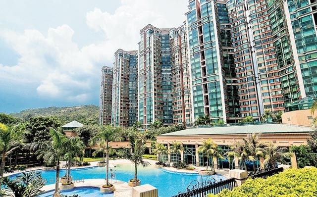 Palatial Coast Rental 3 Bedrooms , 2 Bathrooms 1,212 ft²