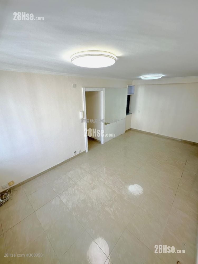 Greenwood Terrace Rental 3 Bedrooms , 1 Bathroom 646 ft²