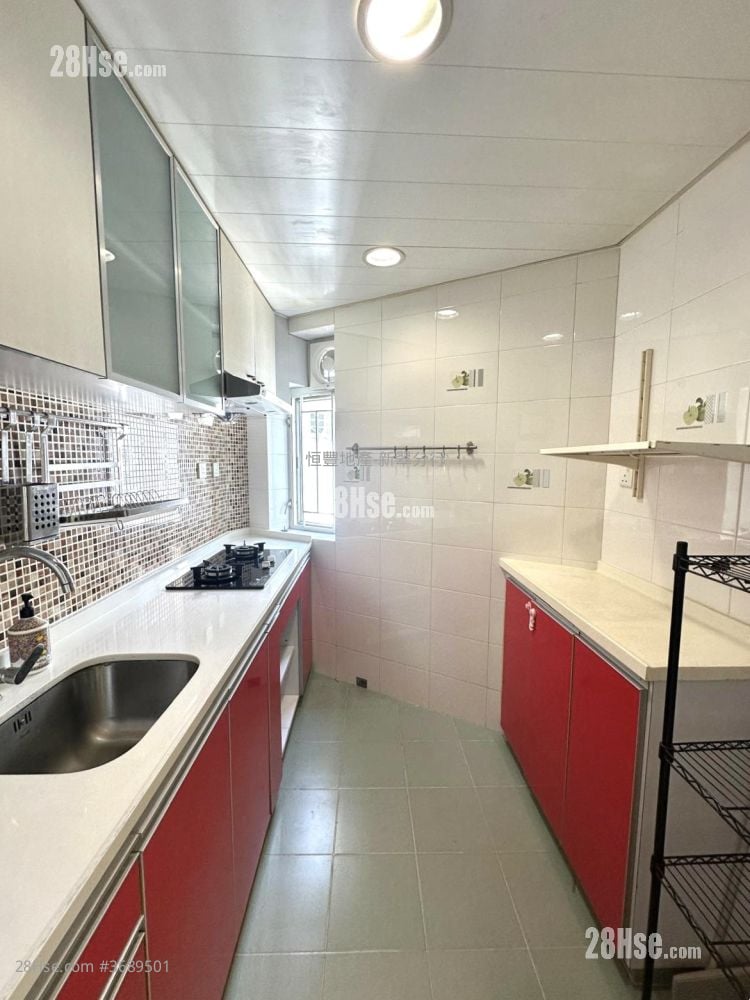 Greenwood Terrace Rental 3 Bedrooms , 1 Bathroom 646 ft²