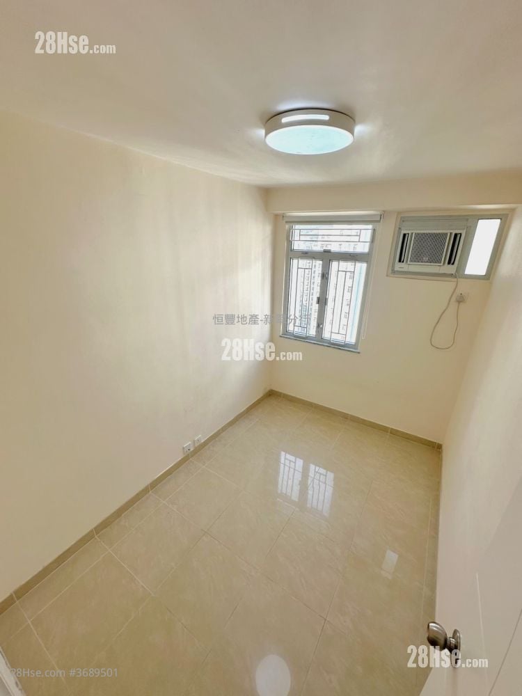 Greenwood Terrace Rental 3 Bedrooms , 1 Bathroom 646 ft²