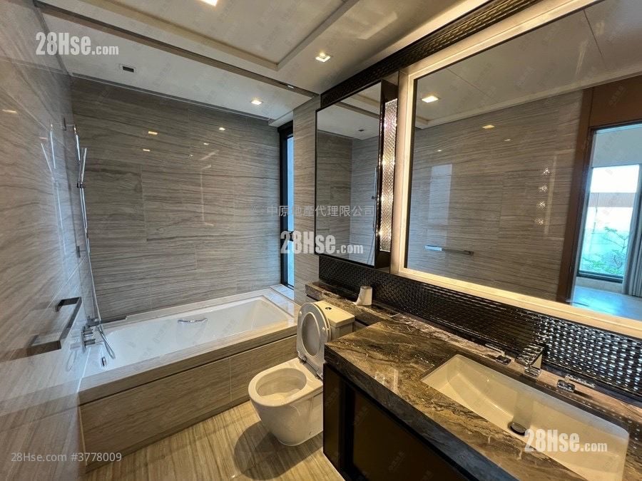 St.moritz Rental 3 Bedrooms , 3 Bathrooms 988 ft²