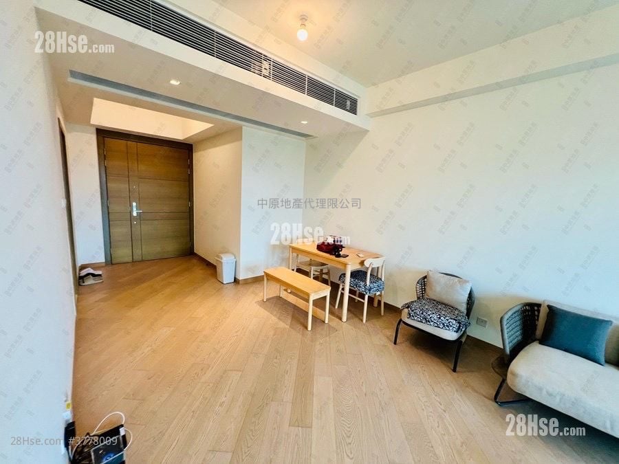 St.moritz Rental 3 Bedrooms , 3 Bathrooms 988 ft²