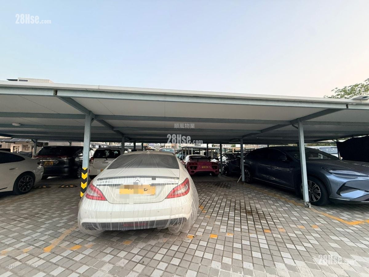 村屋 售盘 4 房 , 3 浴室 1,400 平方尺