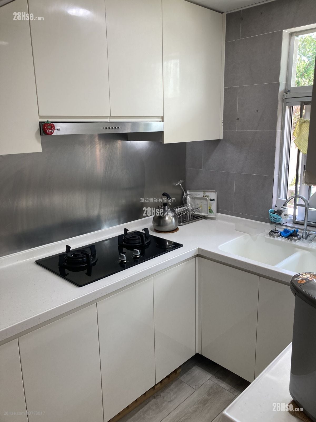 村屋 售盘 4 房 , 2 浴室