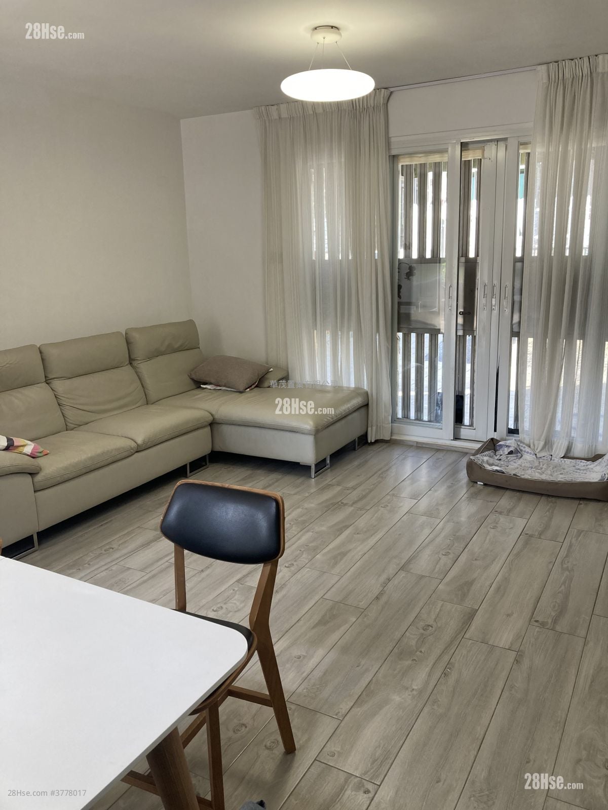 村屋 售盘 4 房 , 2 浴室