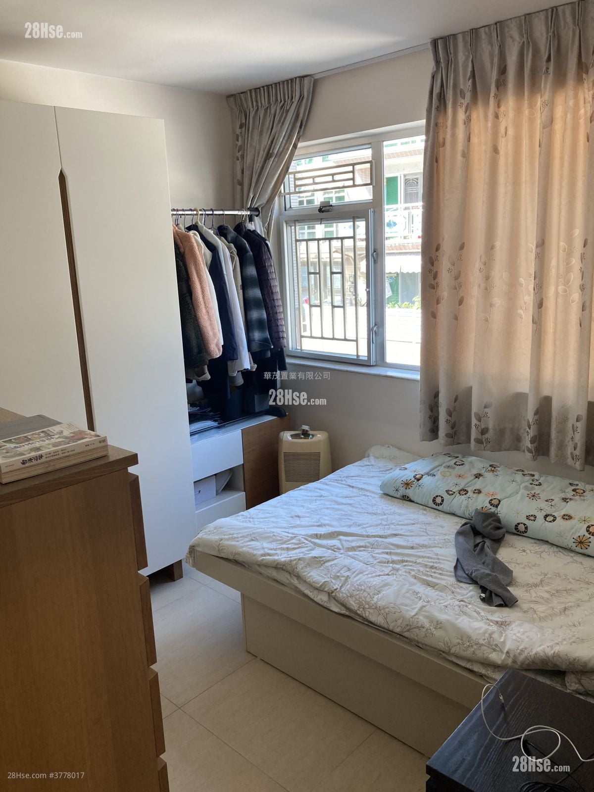 村屋 售盘 4 房 , 2 浴室