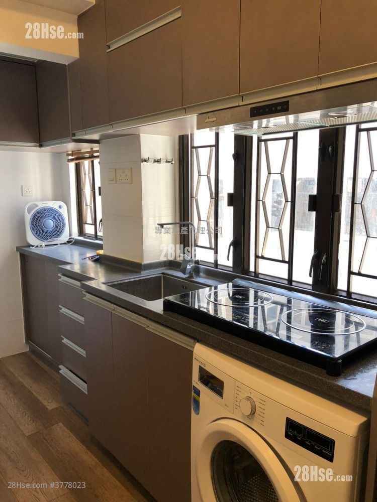 唐楼 售盘 3 房 , 1 浴室 388 平方尺