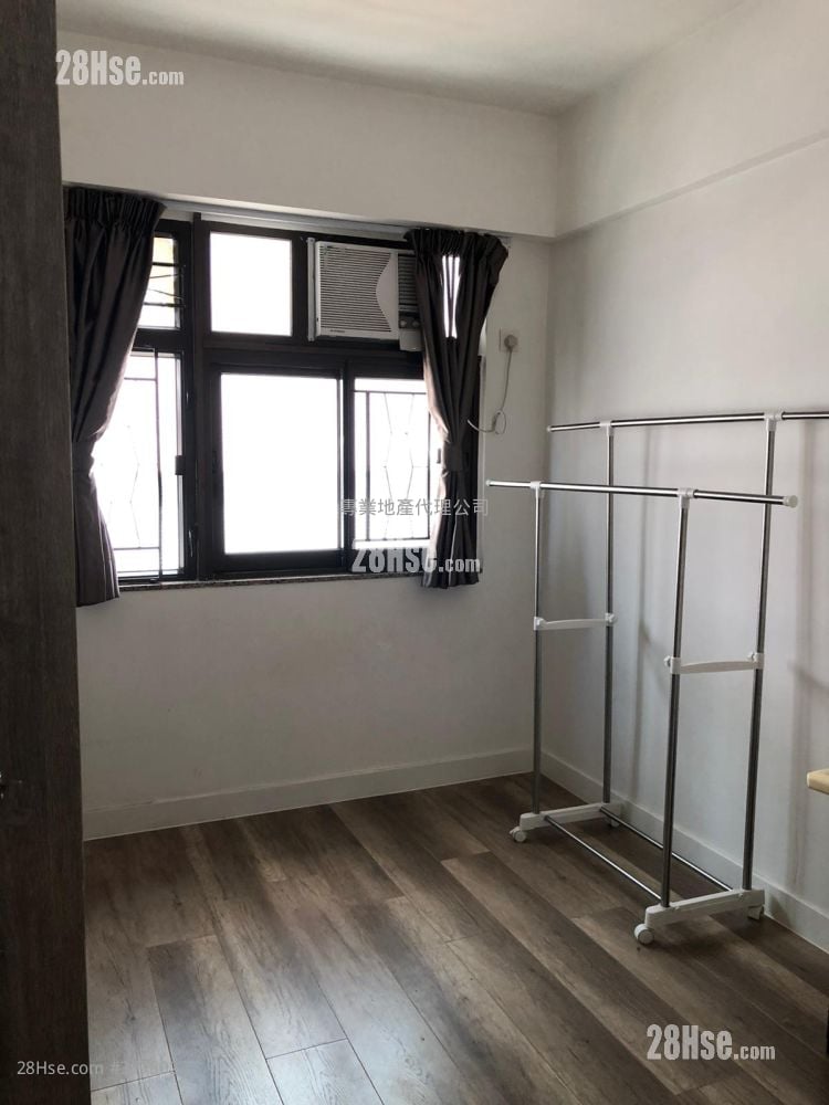 唐楼 售盘 3 房 , 1 浴室 388 平方尺