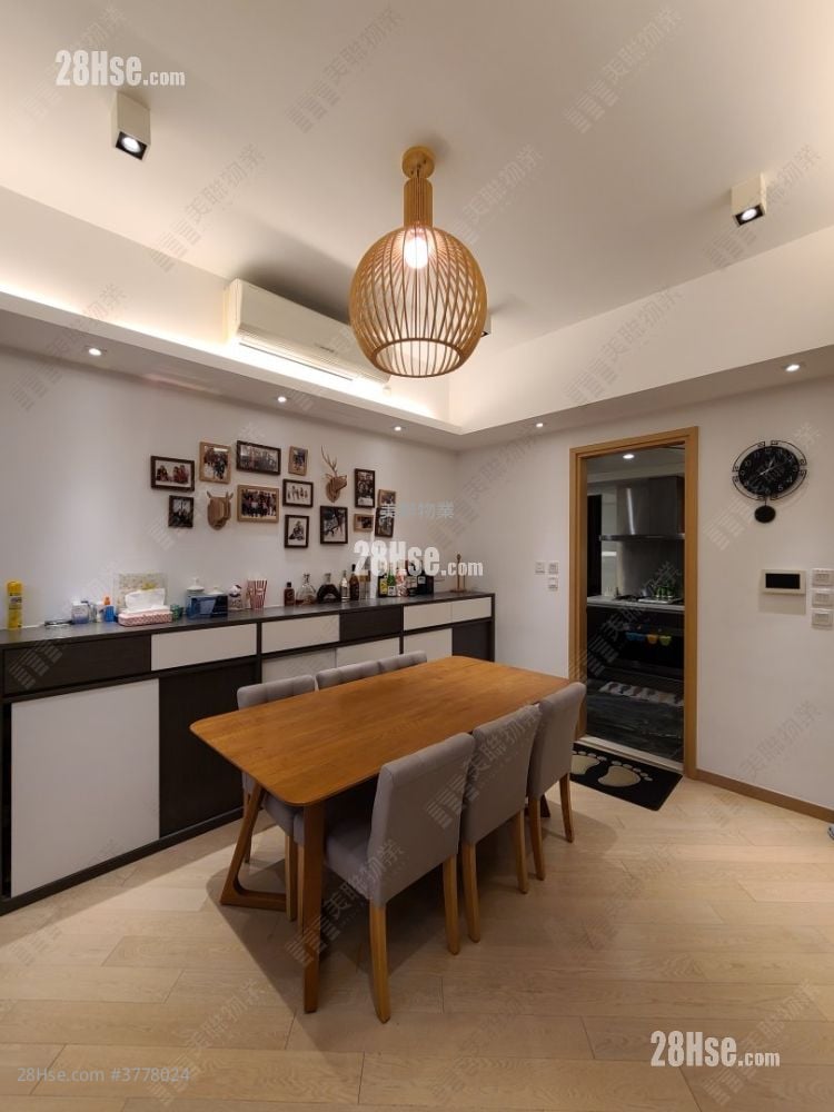 尔峦 售盘 4 房 , 3 浴室 1,156 平方尺