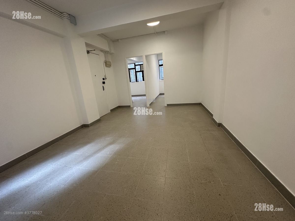 Chinese Mansion Sell 3 Bedrooms , 2 Bathrooms 657 ft²