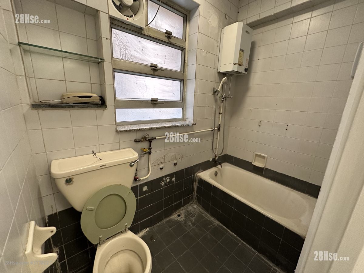 Chinese Mansion Sell 3 Bedrooms , 2 Bathrooms 657 ft²