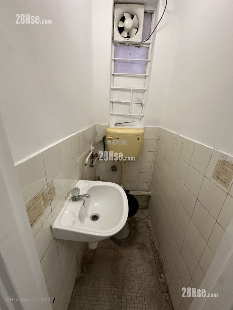 Chinese Mansion Sell 3 Bedrooms , 2 Bathrooms 657 ft²