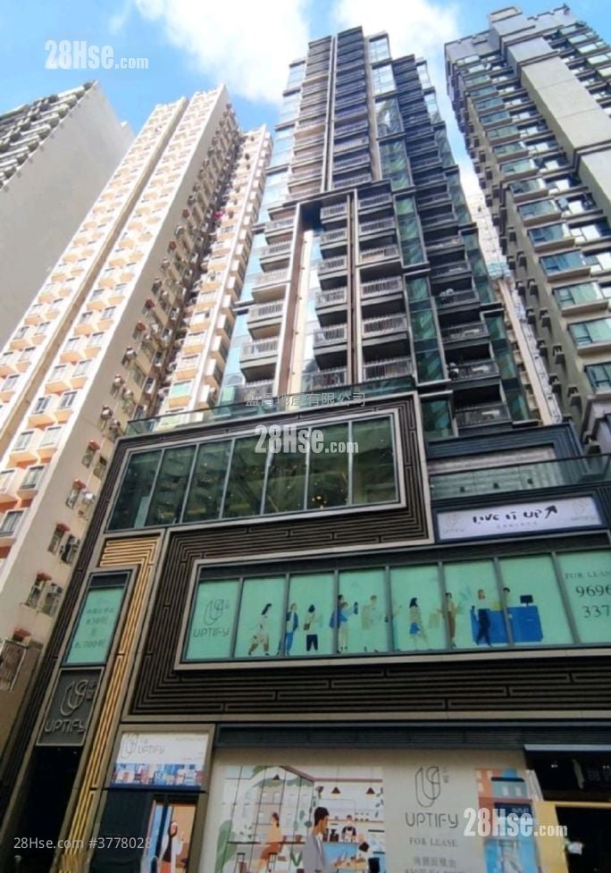 Uptify Sell Studio , 1 Bathroom 172 ft²