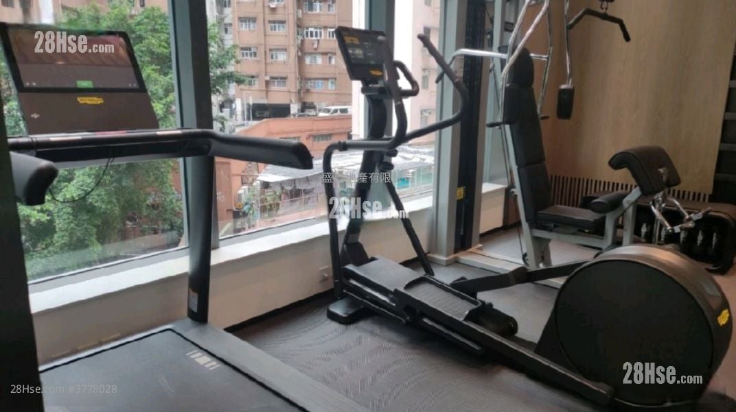 Uptify Sell Studio , 1 Bathroom 172 ft²