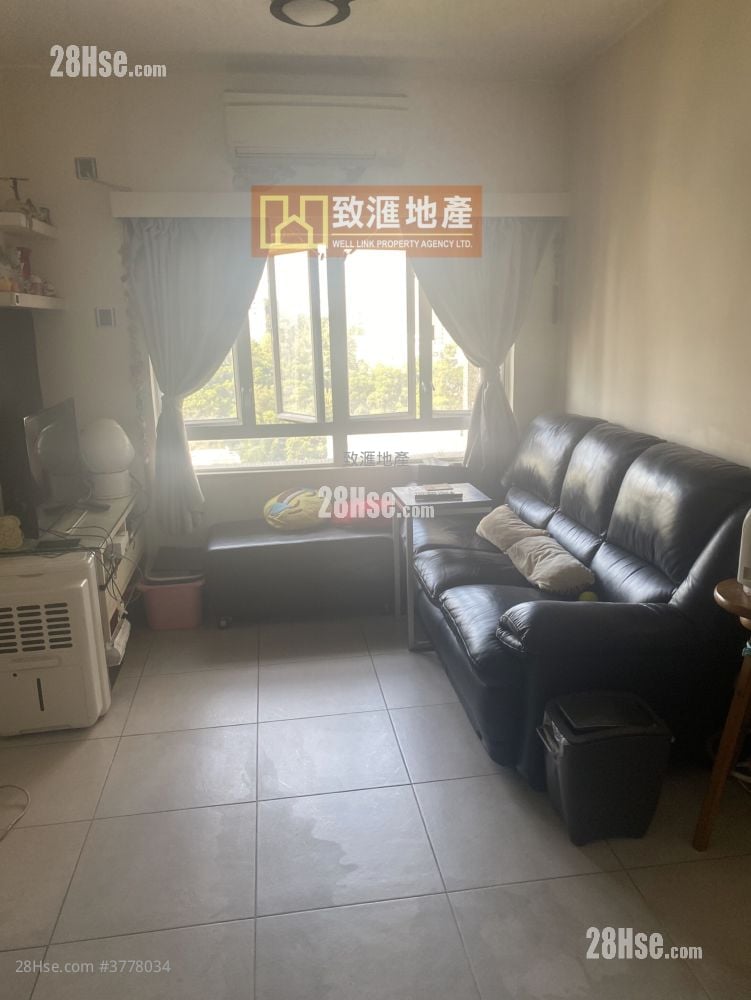 Kwai Chun Court Sell 2 Bedrooms 401 ft²