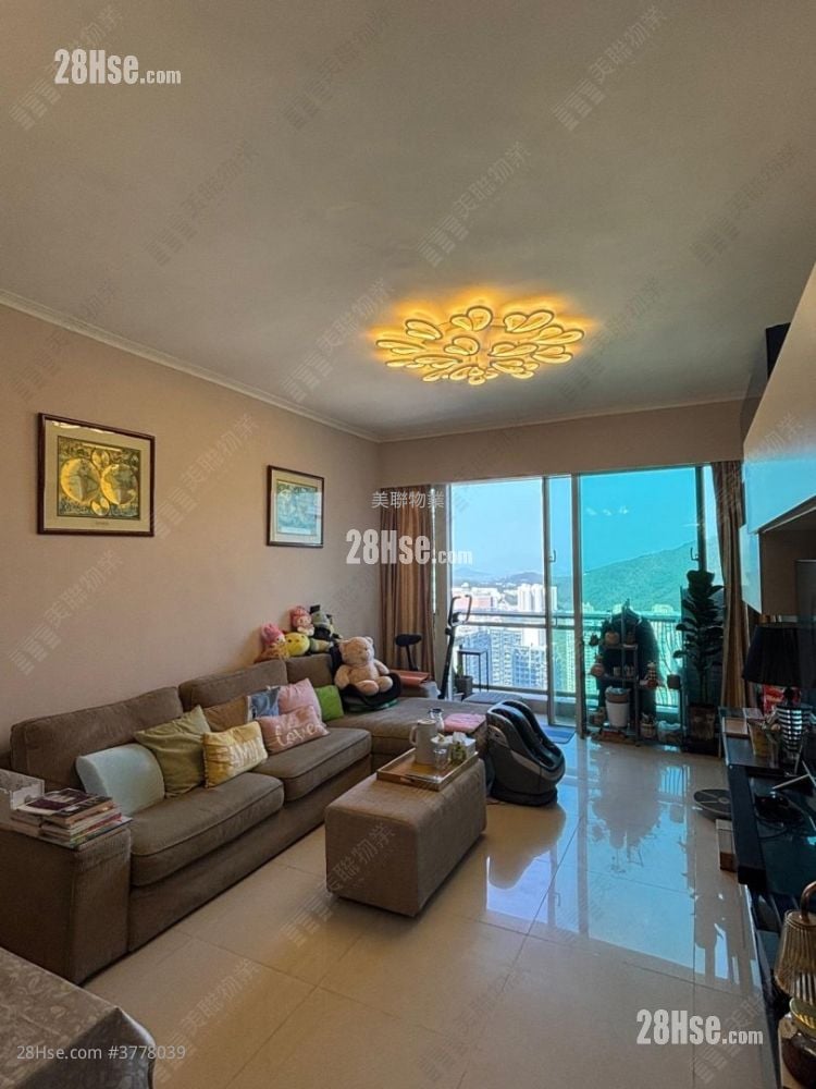 领都 售盘 4 房 976 平方尺