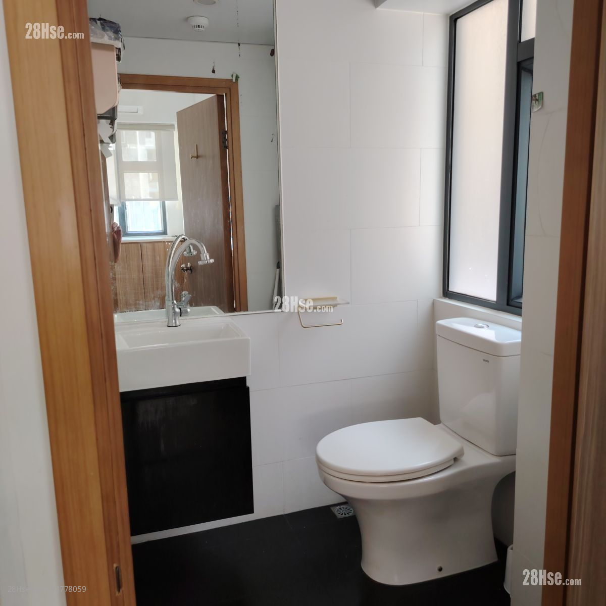 Kwai Shing Industrial Building  Sell 1 Bedroom , 1 Toilet 135 ft²