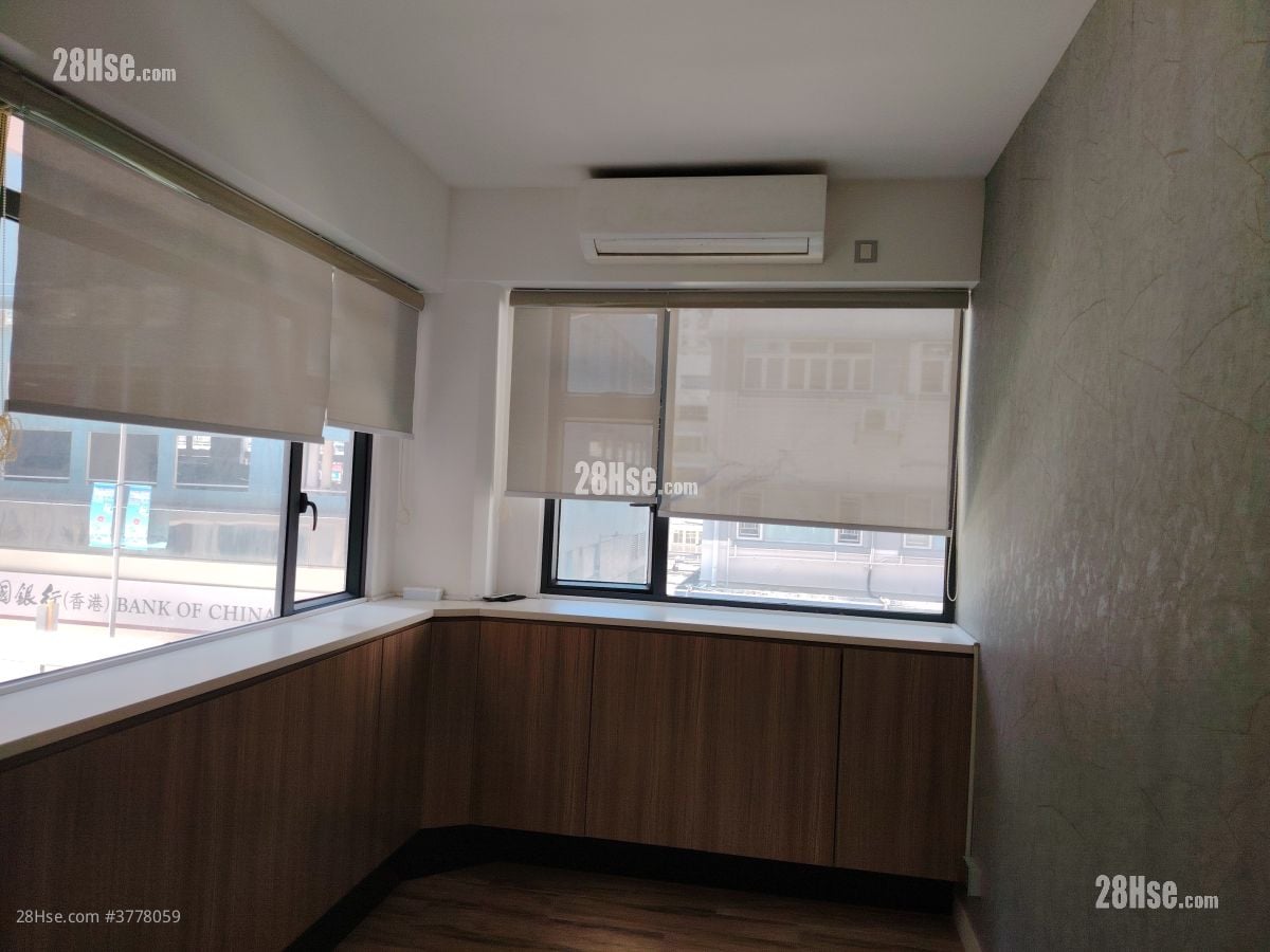 Kwai Shing Industrial Building  Sell 1 Bedroom , 1 Toilet 135 ft²