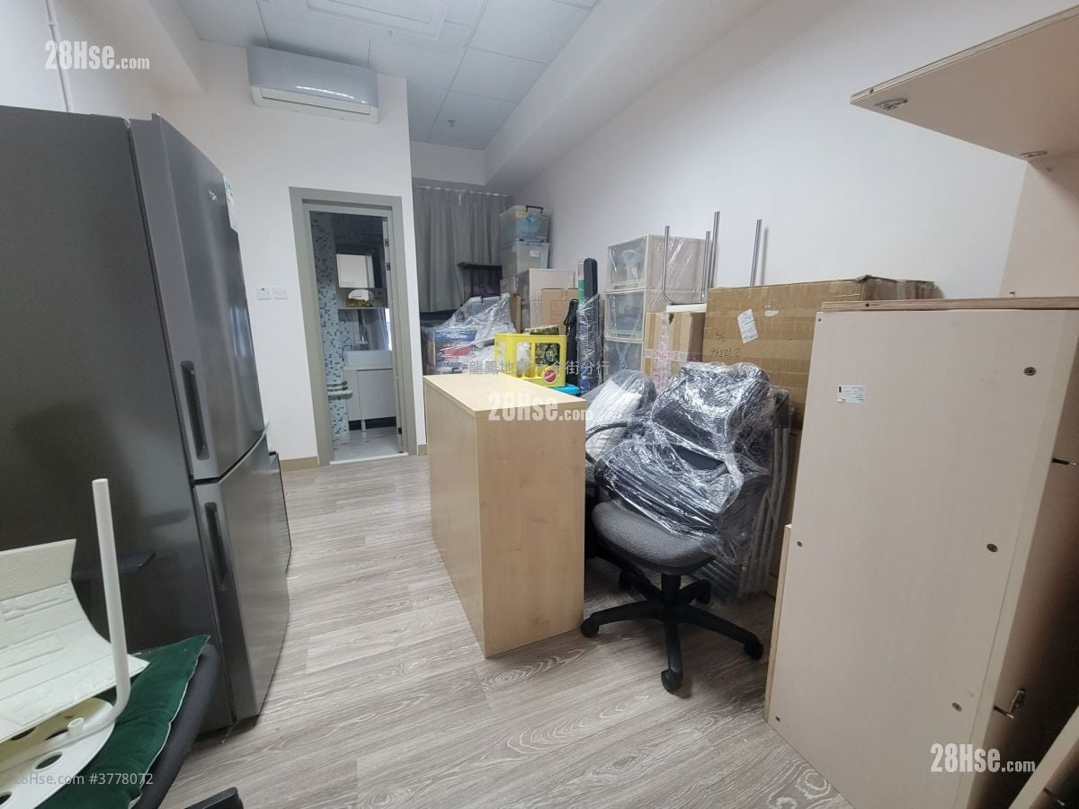 Walnut 9 Sell Studio , 1 Toilet