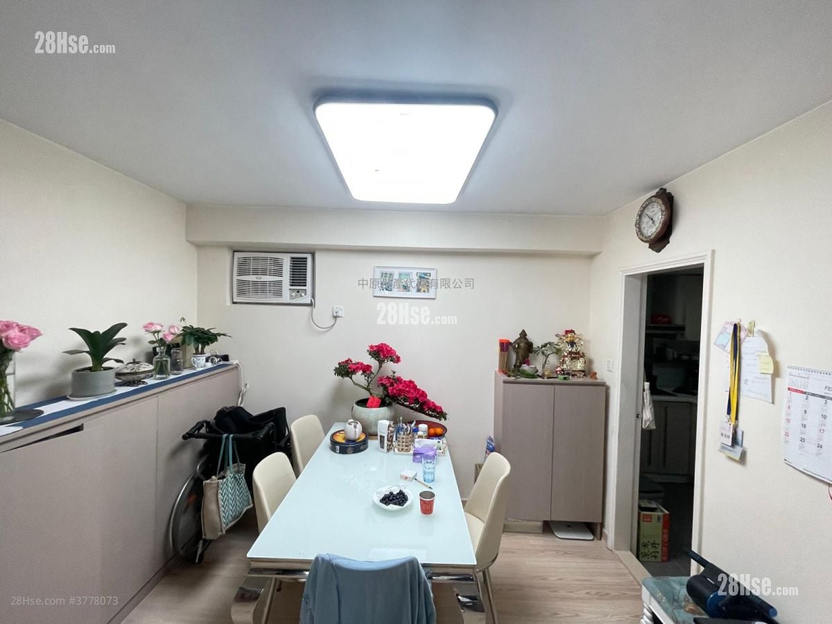 Belvedere Garden Sell 3 Bedrooms , 2 Bathrooms 728 ft²