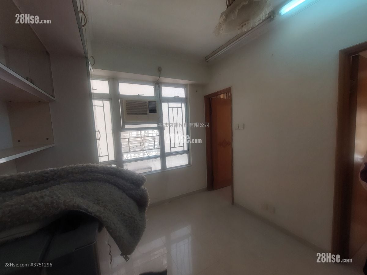 金坤大厦 售盘 2 房 , 1 浴室 313 平方尺