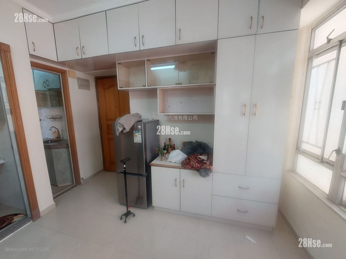 金坤大厦 售盘 2 房 , 1 浴室 313 平方尺