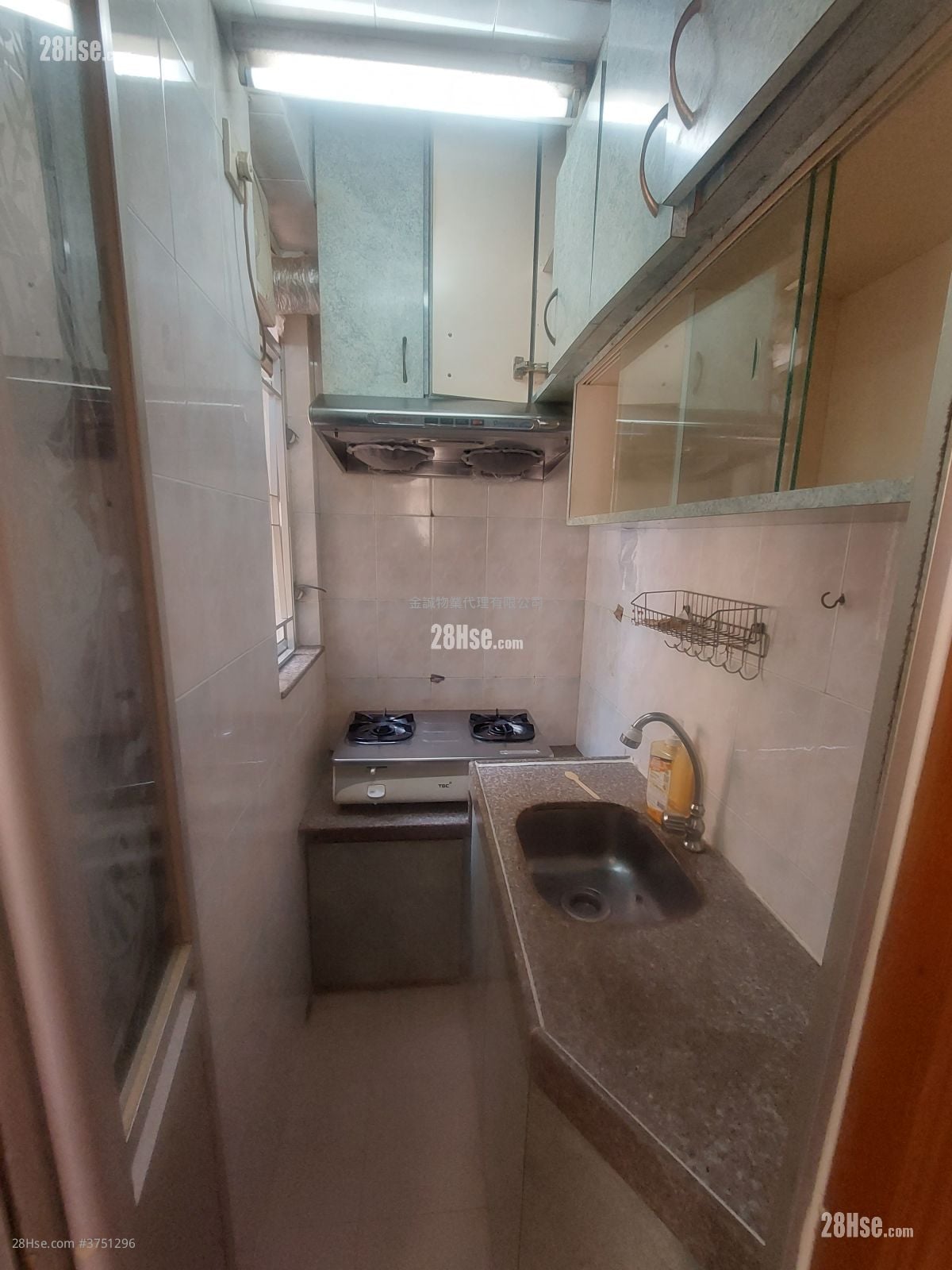 金坤大厦 售盘 2 房 , 1 浴室 313 平方尺