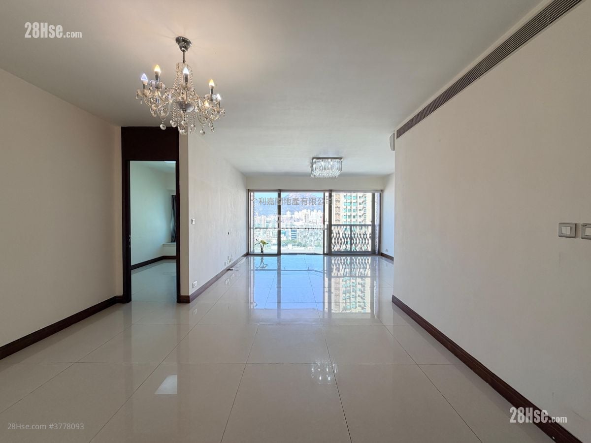 Celestial Heights Sell 4 Bedrooms , 3 Bathrooms 1,746 ft²