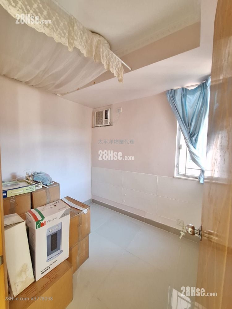 Tsuen Wan Centre Sell 1 Bedroom 329 ft²