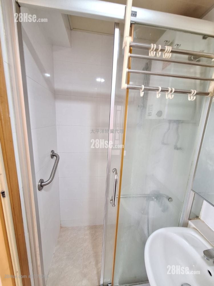 Tsuen Wan Centre Sell 1 Bedroom 329 ft²