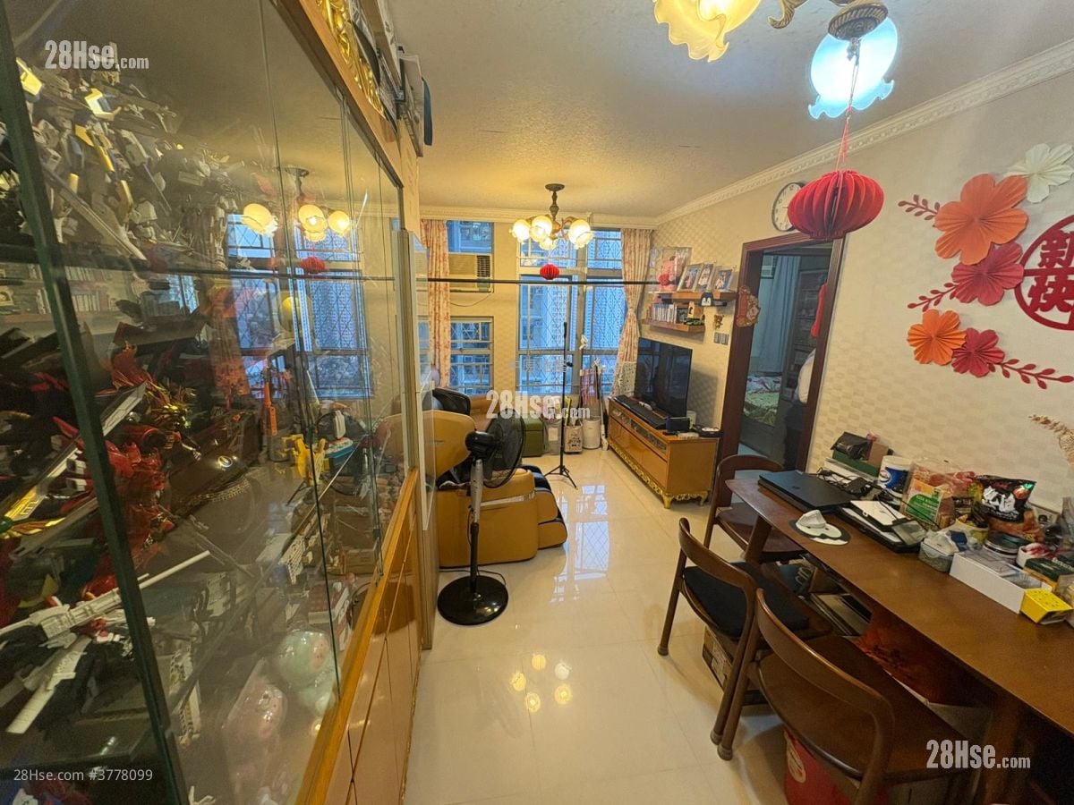 天富苑 售盘 3 房 650 平方尺