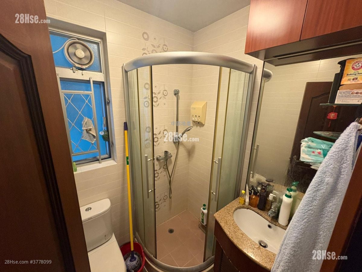 天富苑 售盘 3 房 650 平方尺