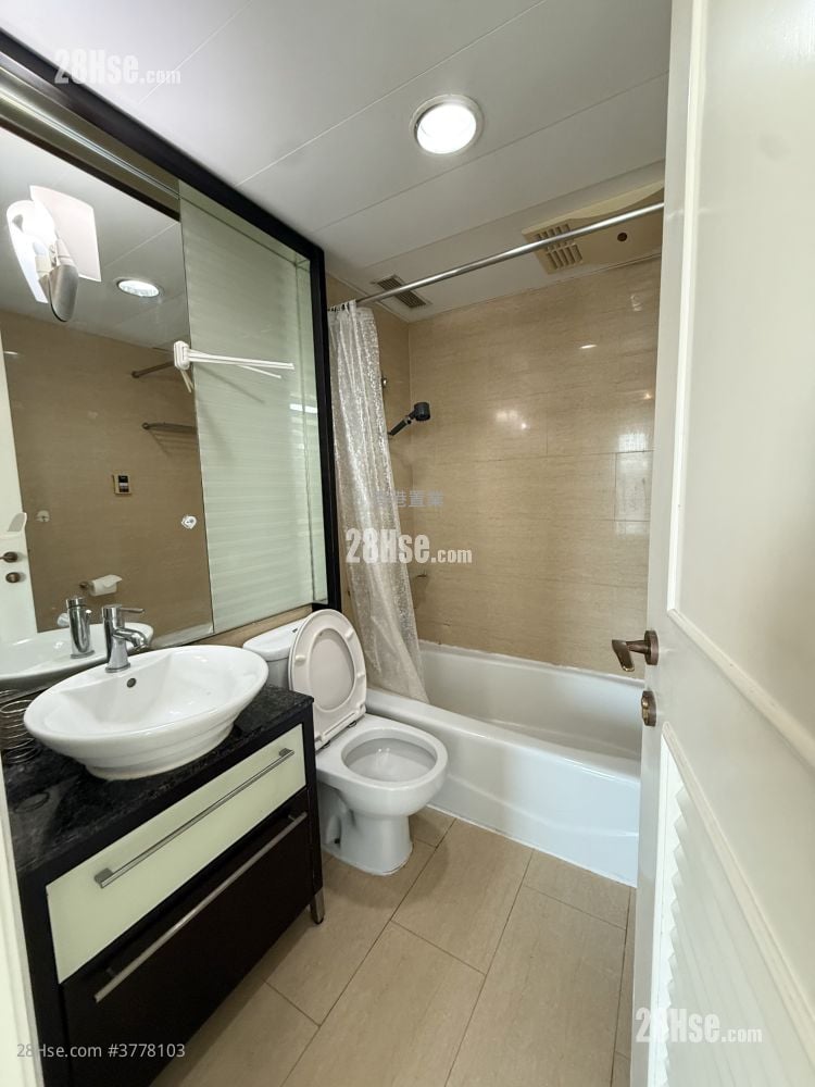 泓景台 租盘 2 房 , 1 浴室 509 平方尺