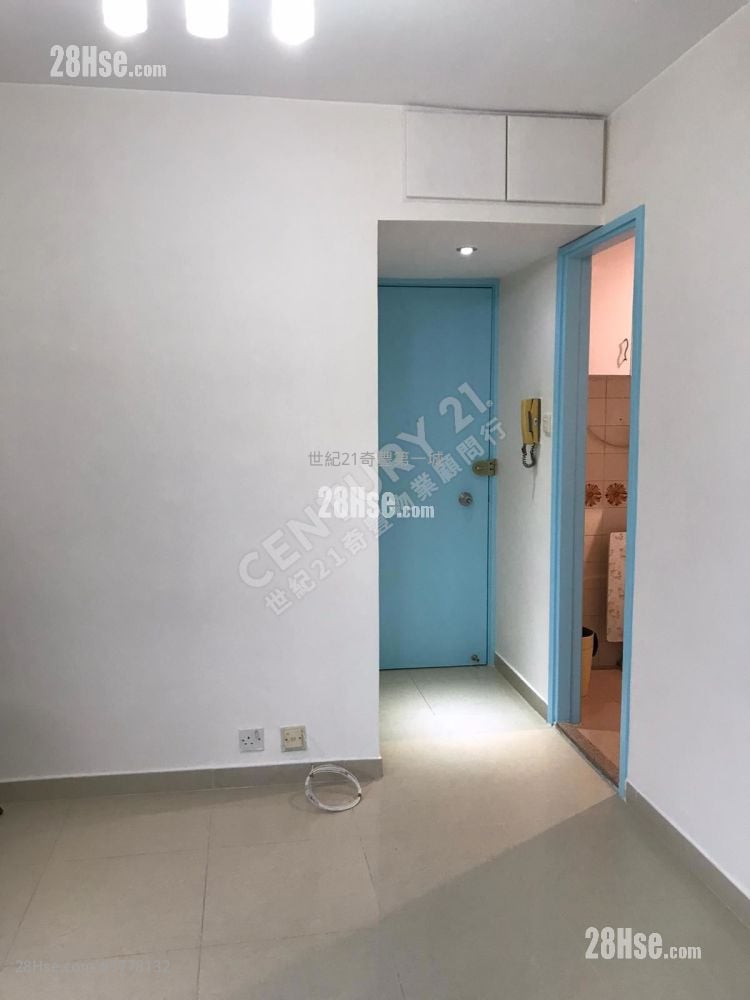 City One Shatin Sell 2 Bedrooms , 1 Bathroom 304 ft²