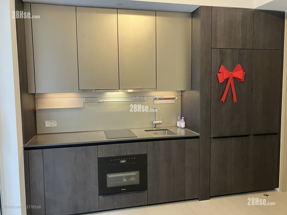 厨房: 坚尼地道33号 租盘 1 房 , 1 浴室 360 平方尺