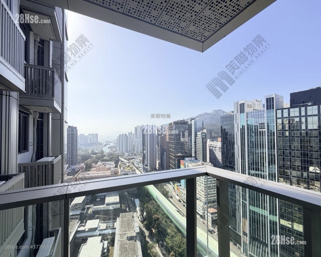 The Southside Sell 3 Bedrooms , 3 Bathrooms 1,006 ft²