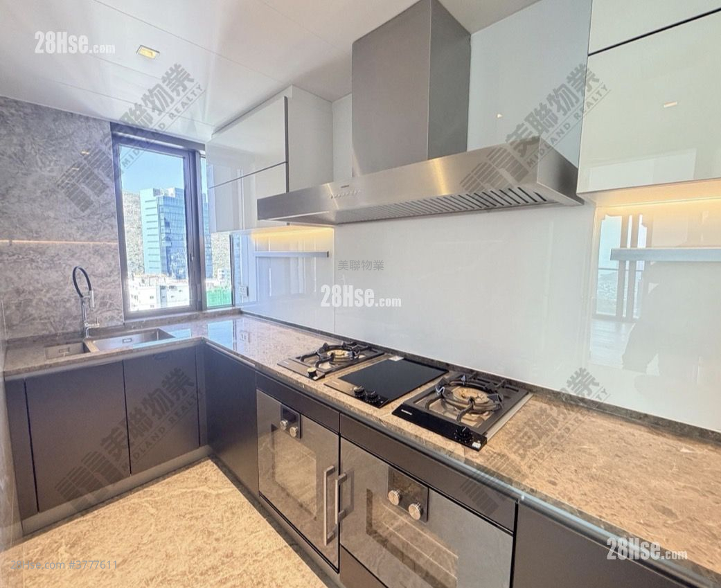 The Southside Sell 3 Bedrooms , 3 Bathrooms 1,006 ft²