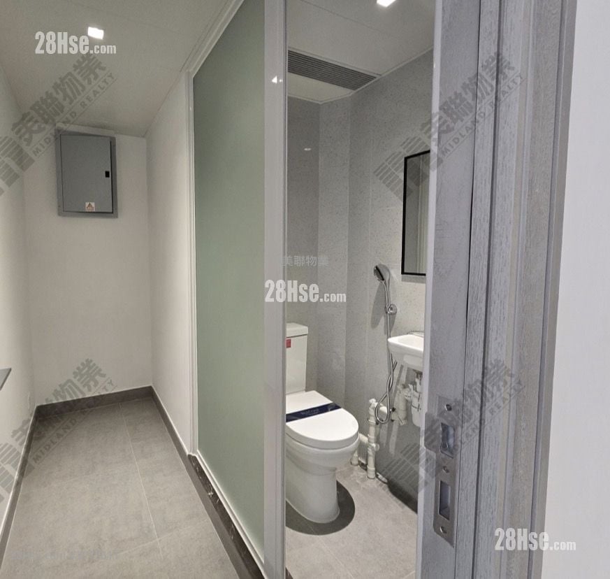 The Southside Sell 3 Bedrooms , 3 Bathrooms 1,006 ft²