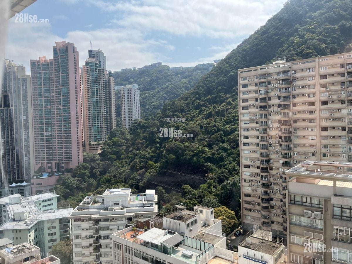 Conduit Tower Sell 2 Bedrooms , 1 Bathroom 567 ft²