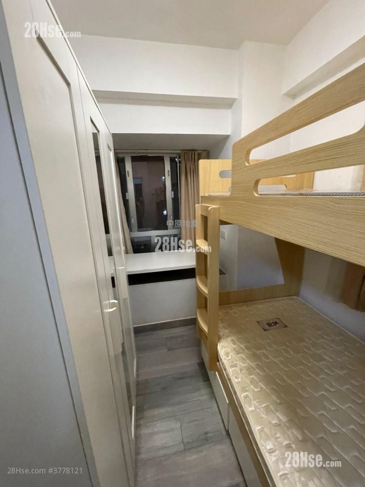 金狮花园 租盘 2 房 , 1 浴室 282 平方尺