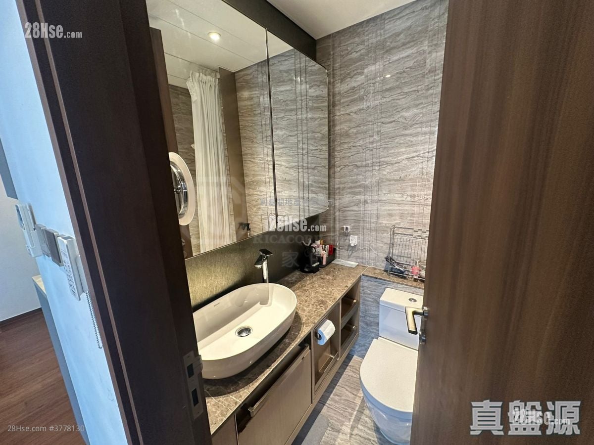 Maya Sell 2 Bedrooms , 1 Bathroom 495 ft²