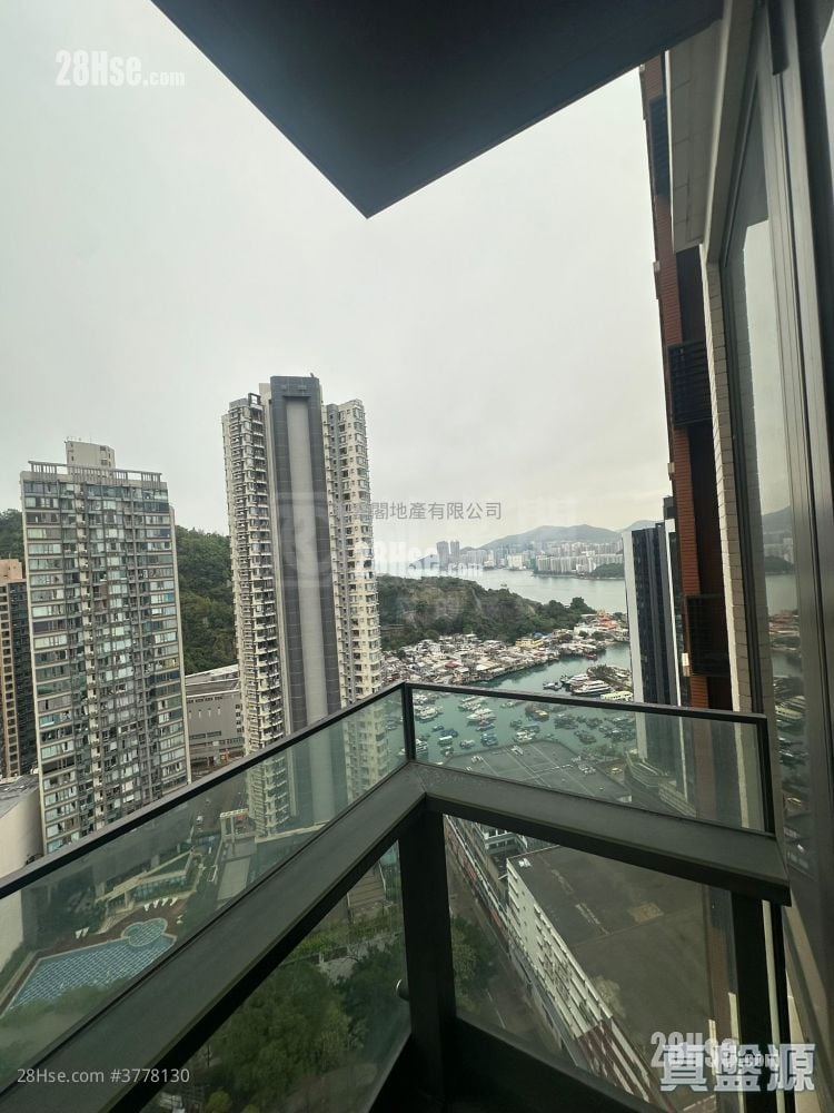 Maya Sell 2 Bedrooms , 1 Bathroom 495 ft²