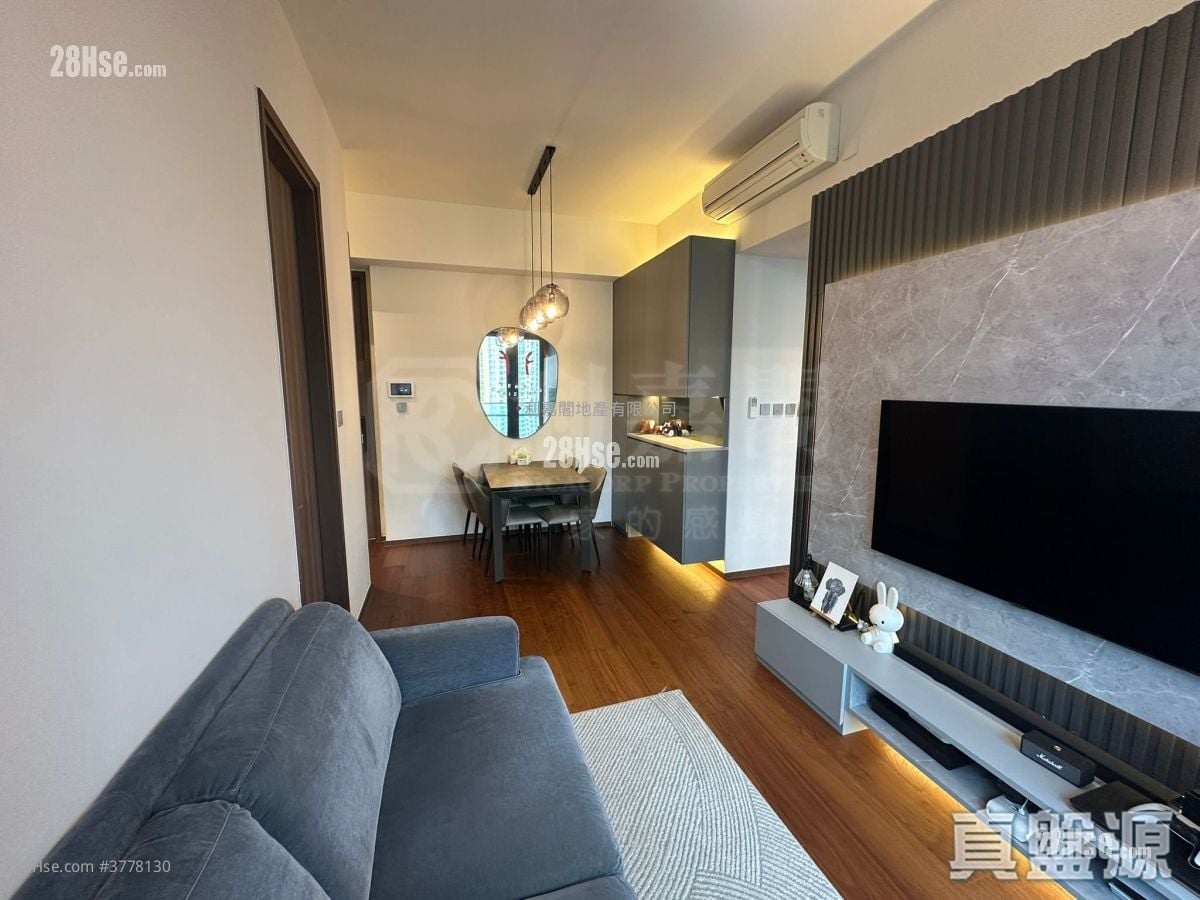 Maya Sell 2 Bedrooms , 1 Bathroom 495 ft²